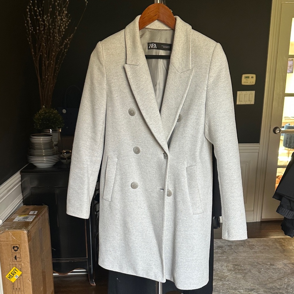 Zara Women's Light Gray Pea Coat